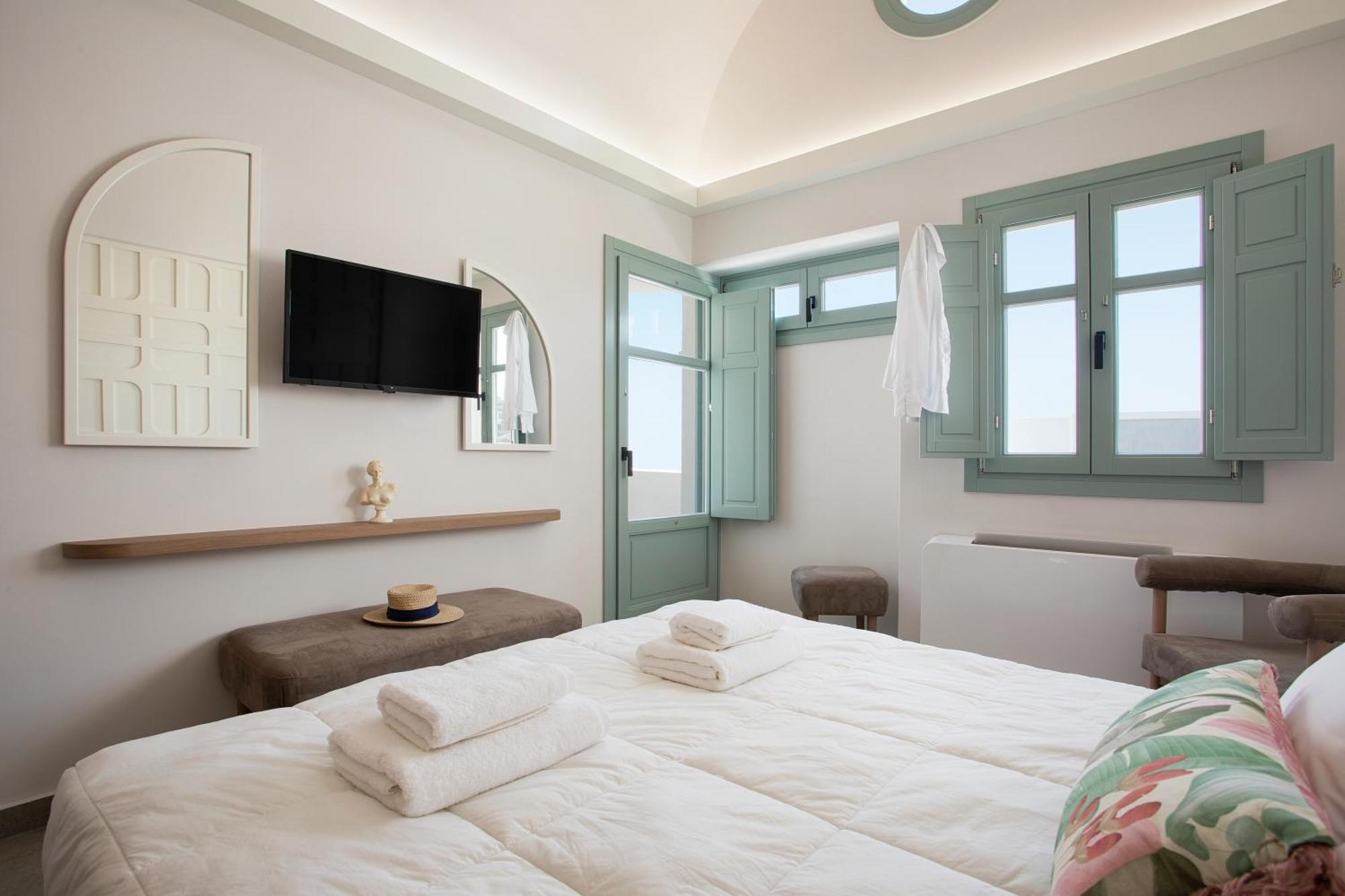 New Villa Katerina - 6 Villas & 6 Private Jacuzzi Emporio  Bagian luar foto