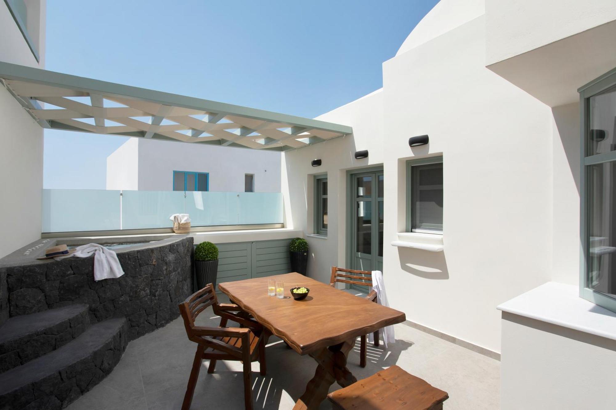 New Villa Katerina - 6 Villas & 6 Private Jacuzzi Emporio  Bagian luar foto